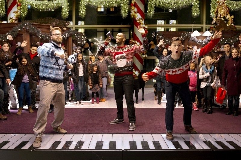 L-r, Seth Rogen, Joseph Gordon-Levitt and Anthony Mackie star in Columbia Pictures' "The Night Before."